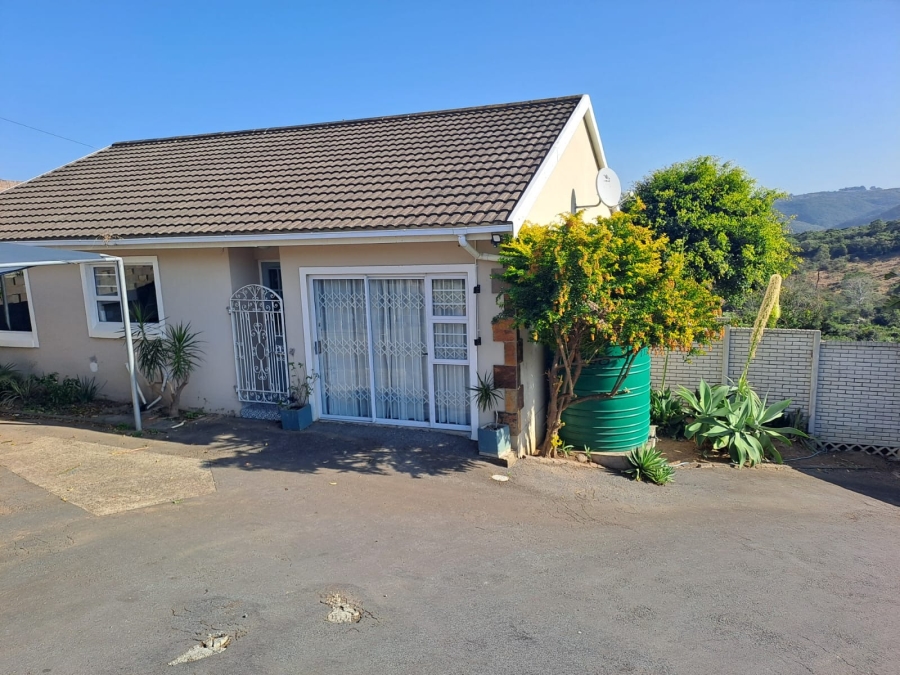 4 Bedroom Property for Sale in Nahoon Valley Park Eastern Cape